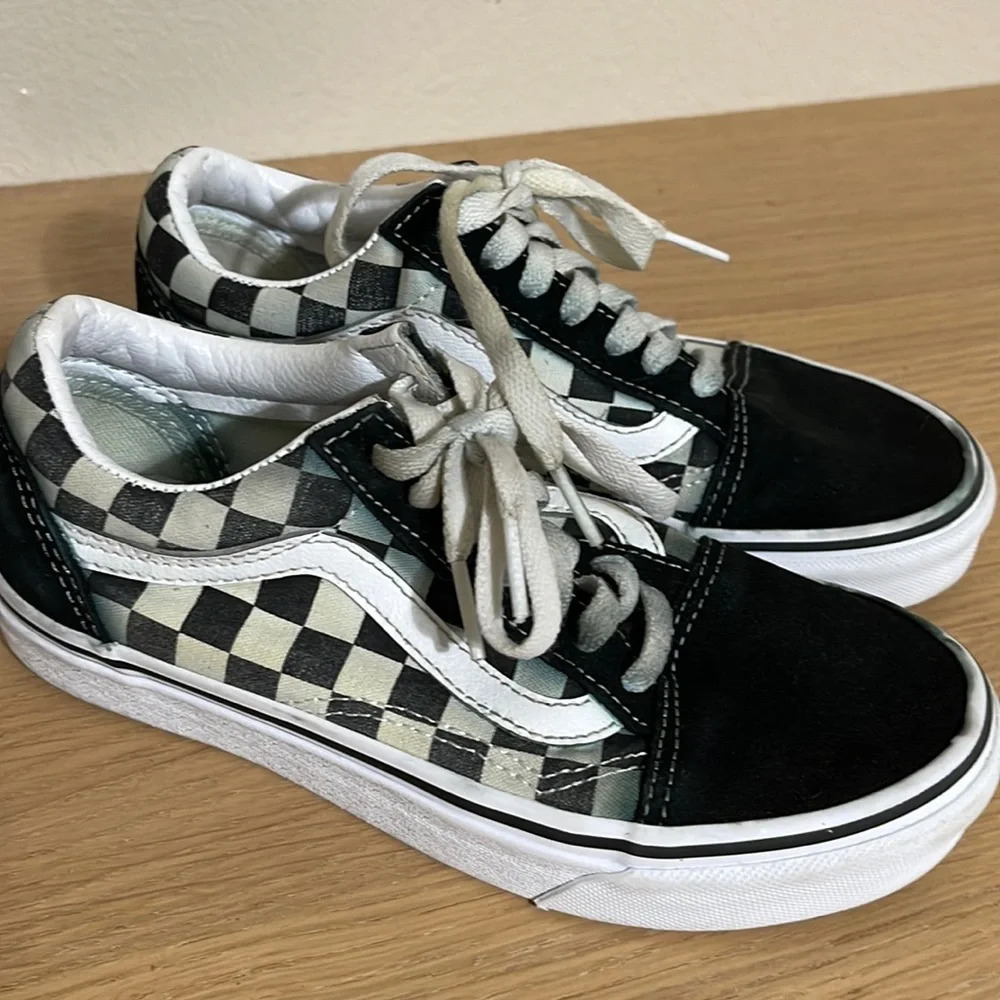 Vans Off The Wall - Old Skool Checkerboard - Suede Sneakers - Black/White sz 5